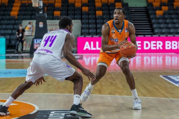 选手们对球 选手们对球